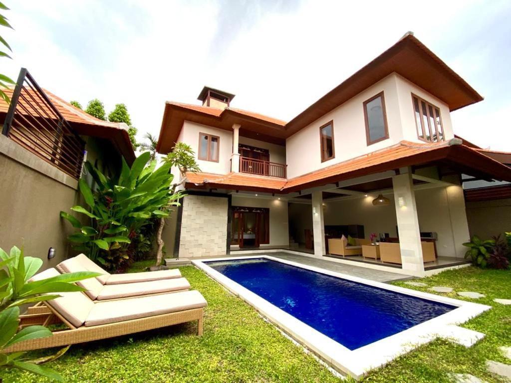 Legian Three Brothers Bungalows & Villas מראה חיצוני תמונה