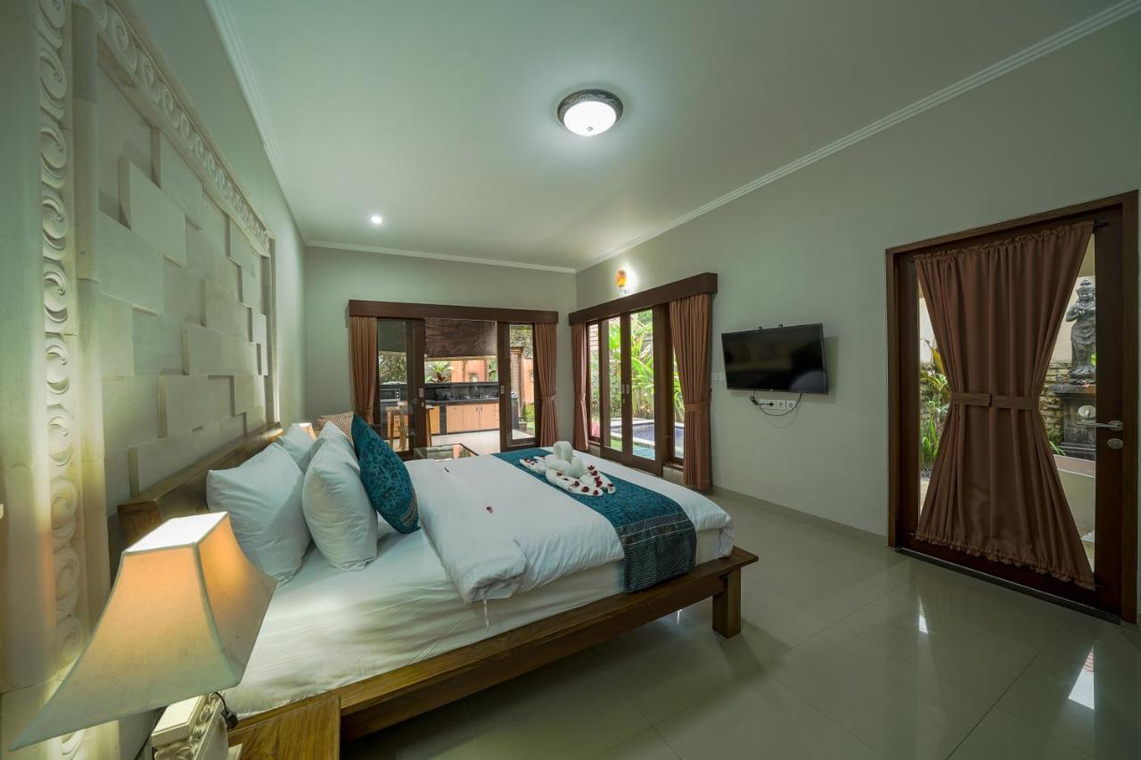 Legian Three Brothers Bungalows & Villas מראה חיצוני תמונה