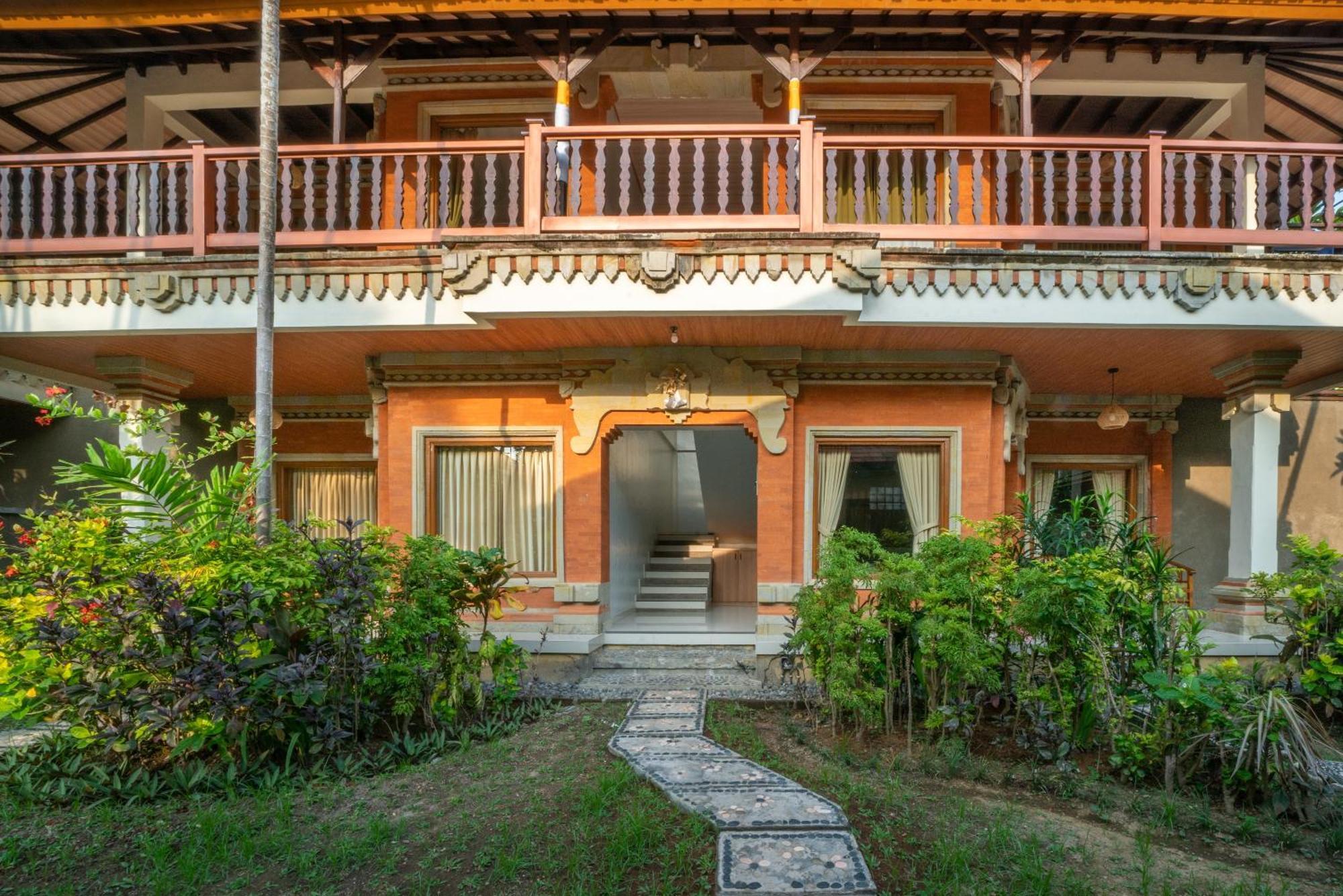 Legian Three Brothers Bungalows & Villas מראה חיצוני תמונה