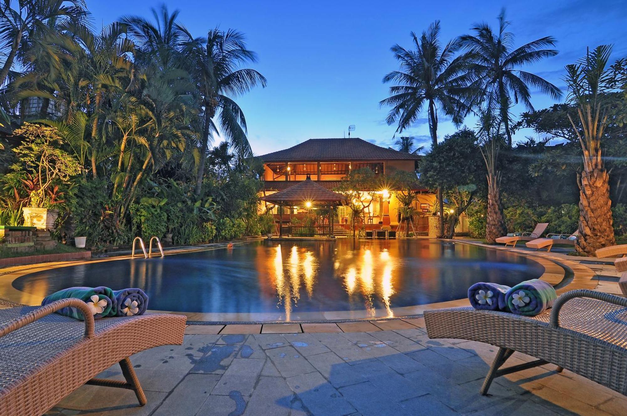 Legian Three Brothers Bungalows & Villas מראה חיצוני תמונה