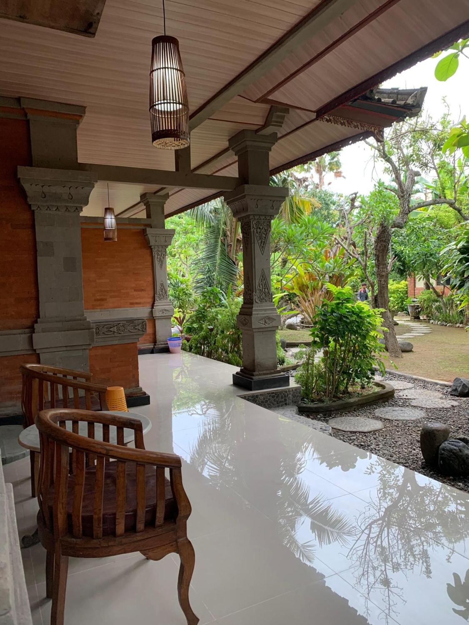 Legian Three Brothers Bungalows & Villas מראה חיצוני תמונה