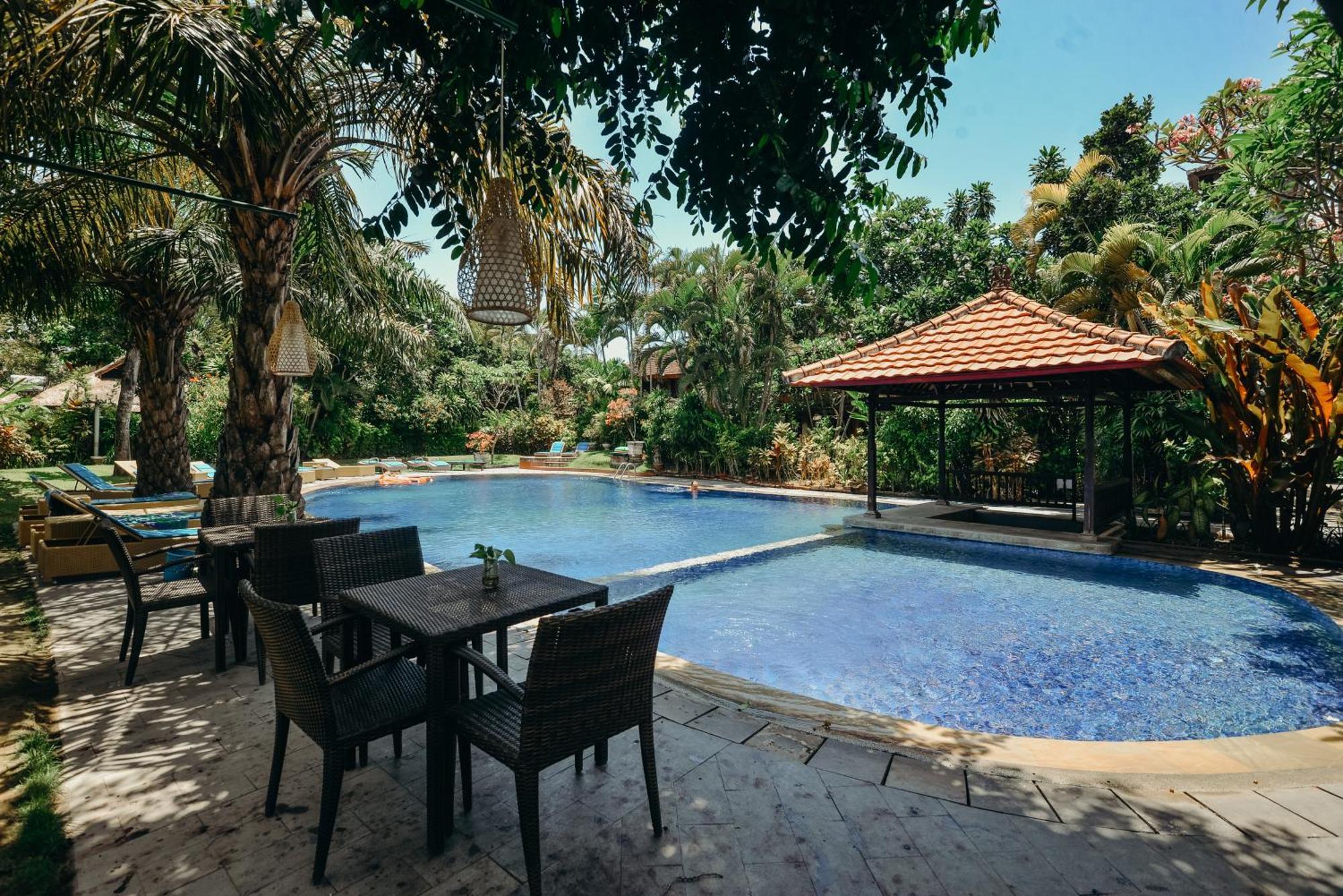 Legian Three Brothers Bungalows & Villas מראה חיצוני תמונה